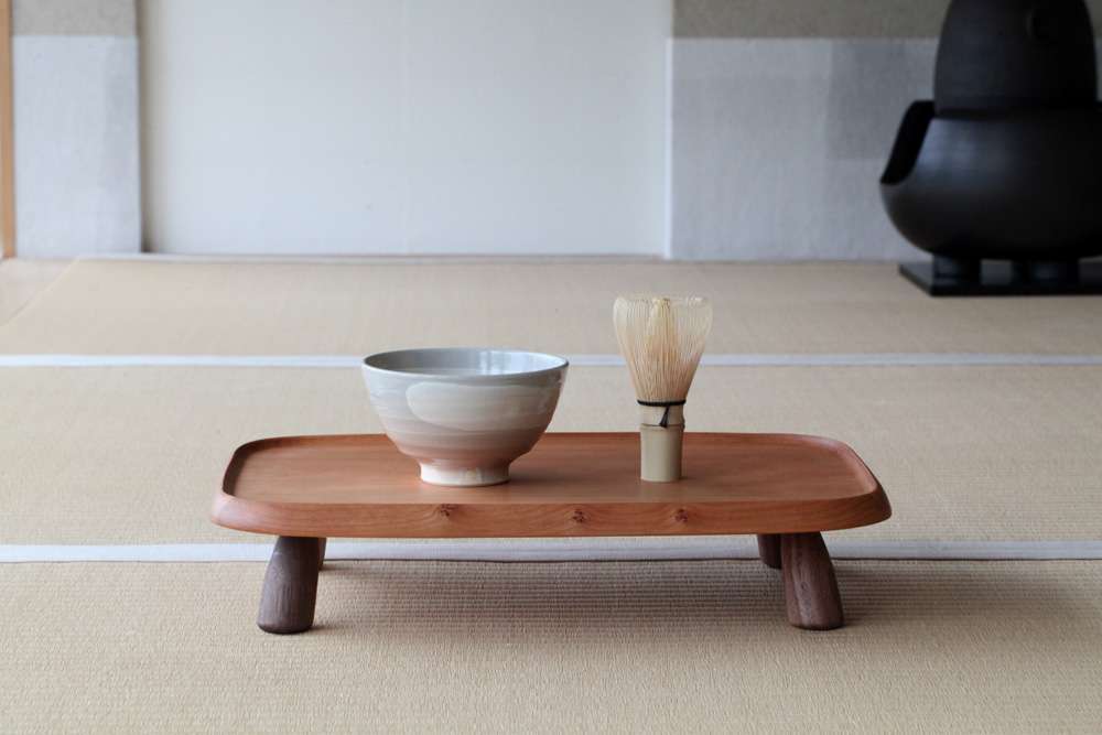 脚付きトレイ チェリー×メープル