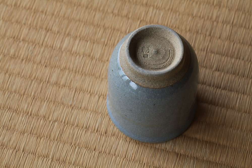 湯呑 月白釉 胴紐 朝日窯工房作