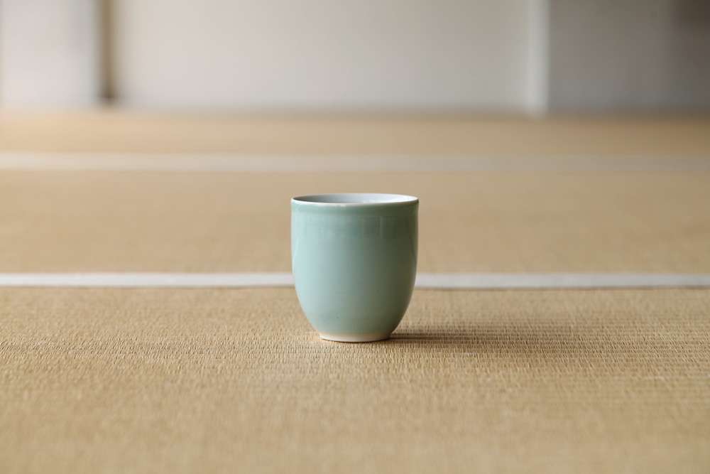 湯呑 青磁 朝日窯工房作