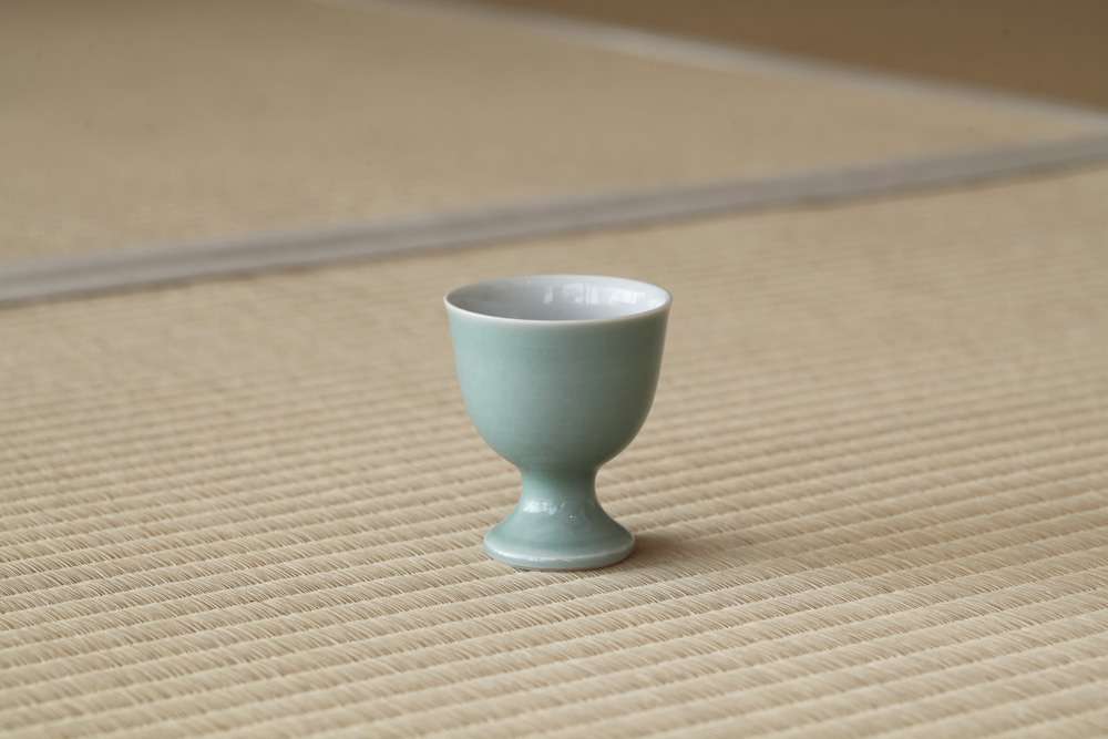 脚付きカップ　青磁 朝日窯工房作