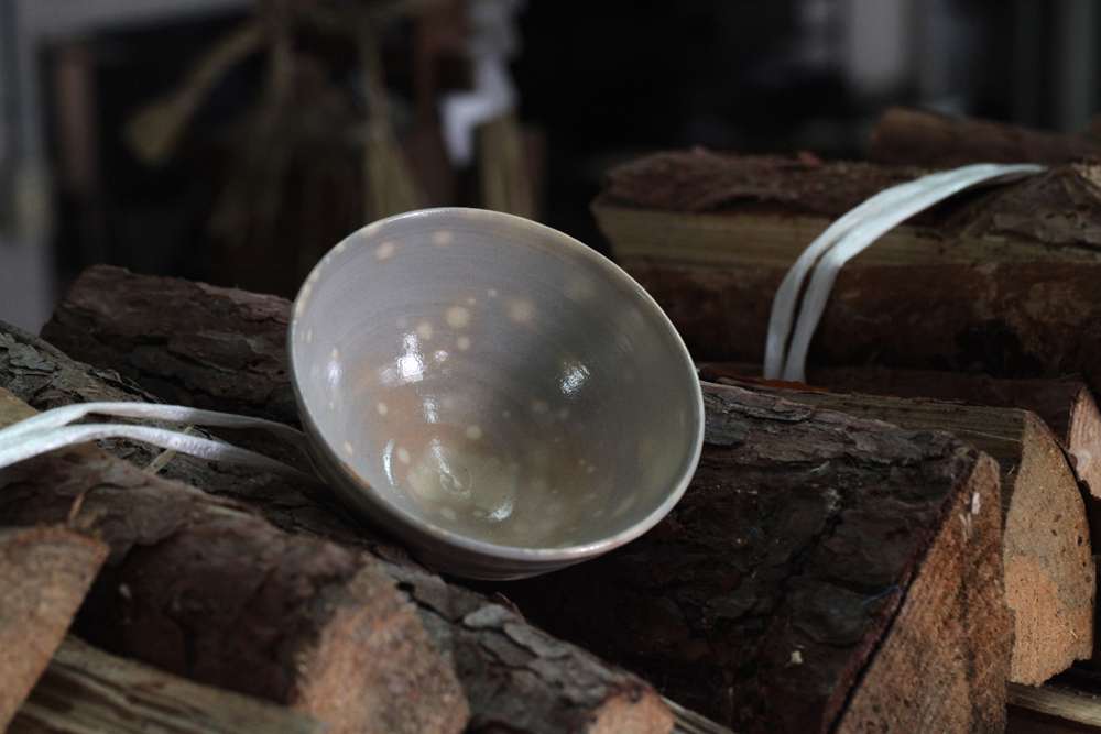 茶盌 鹿背 十六世豊斎作