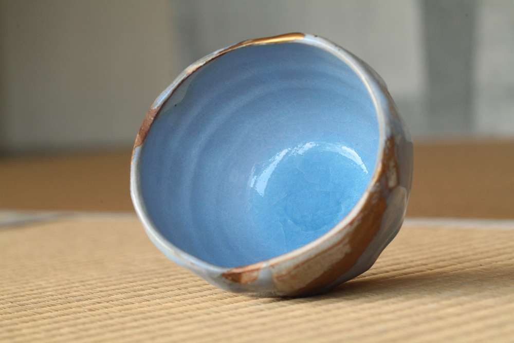 茶盌 月白釉流シ 十六世豊斎作