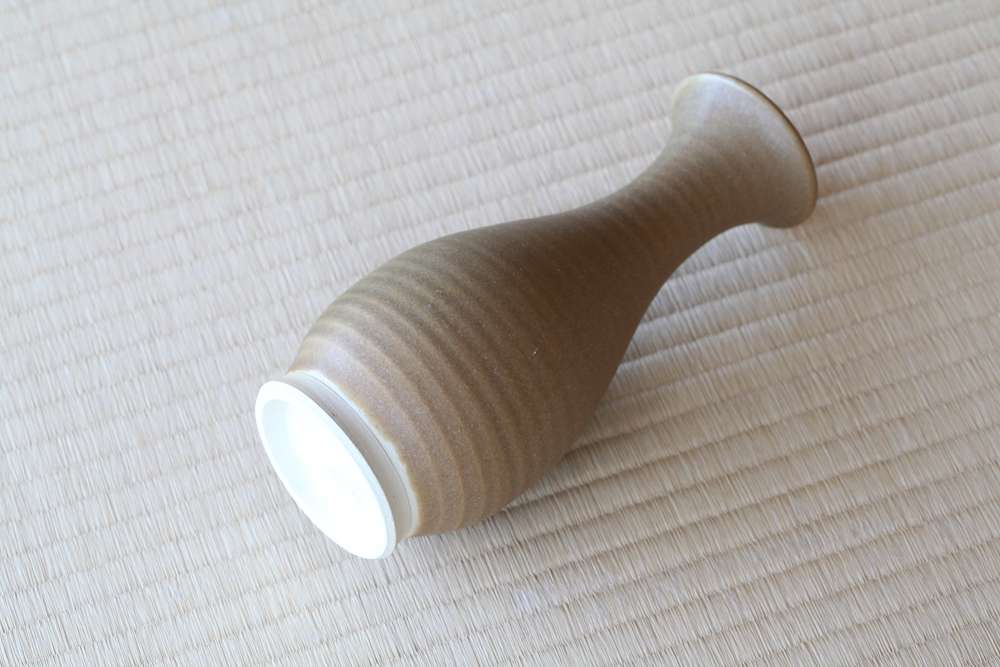 花入 松灰釉 鶴首 朝日窯工房作