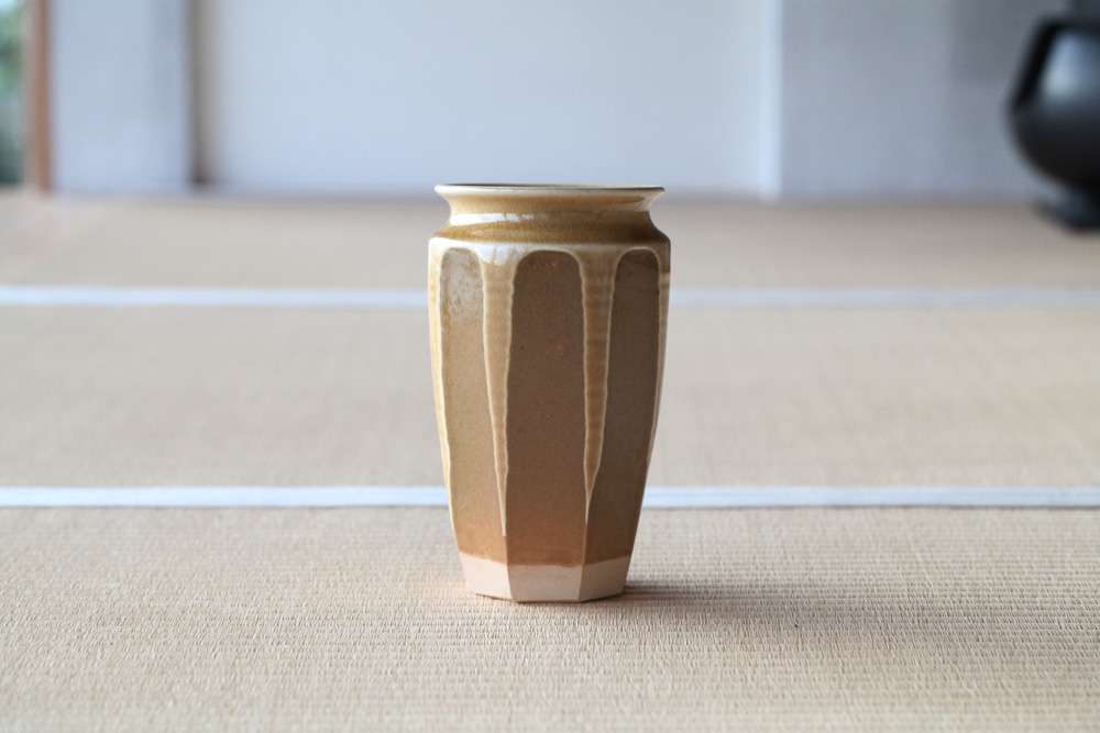 花入 松灰釉  M 朝日窯工房作