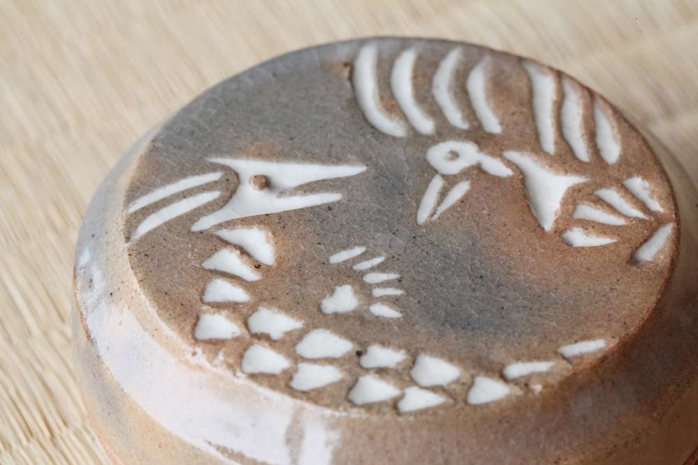 香盒 龍と鳳凰 紅鹿背　十六世豊斎作