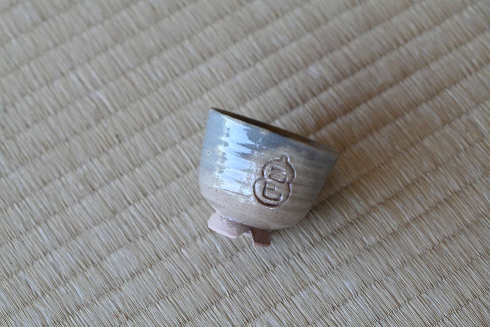 酒呑 乙巳 紅鹿背  / 十六世豊斎作